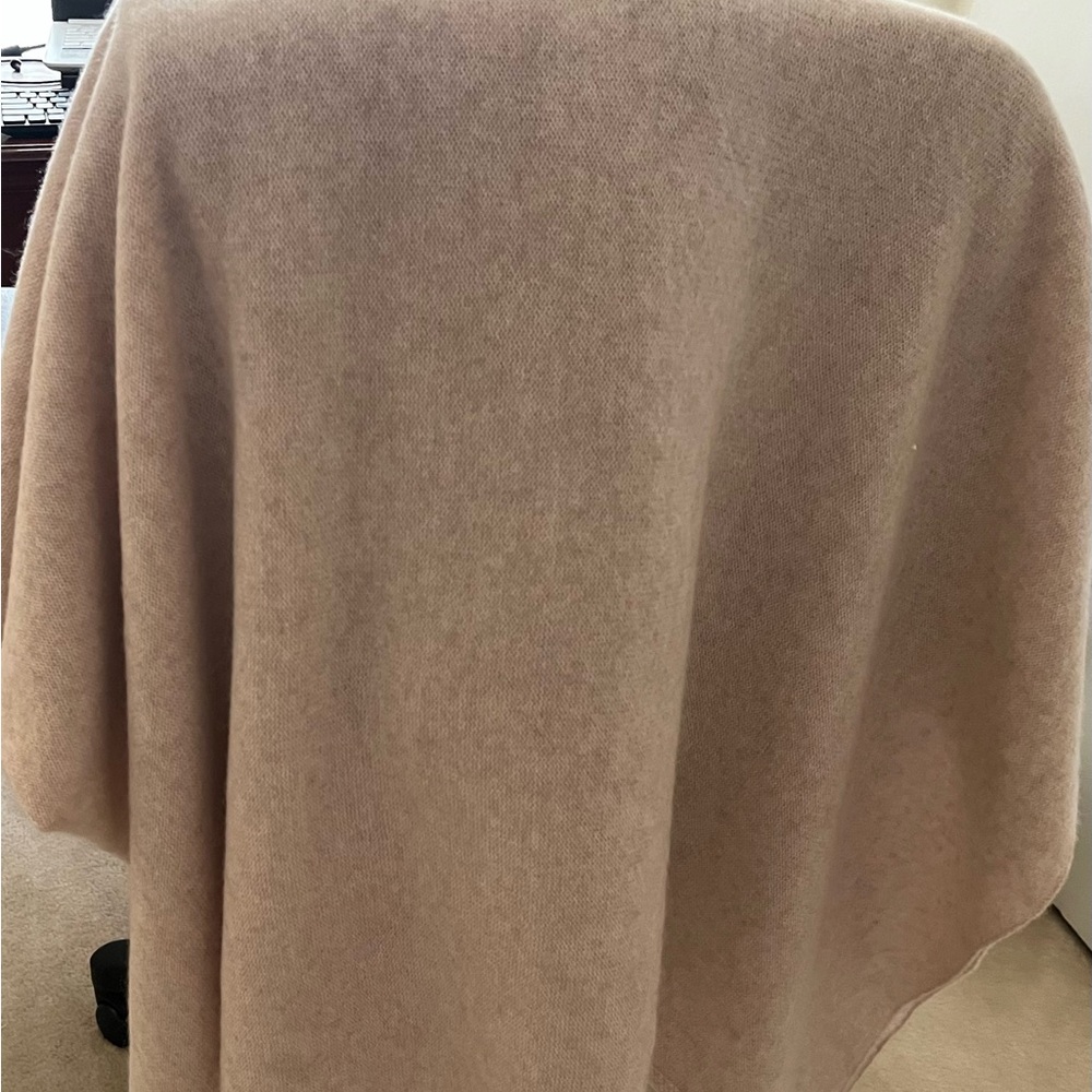 Cashmere wrap from Bloomingdale’s - Picture 2 of 4